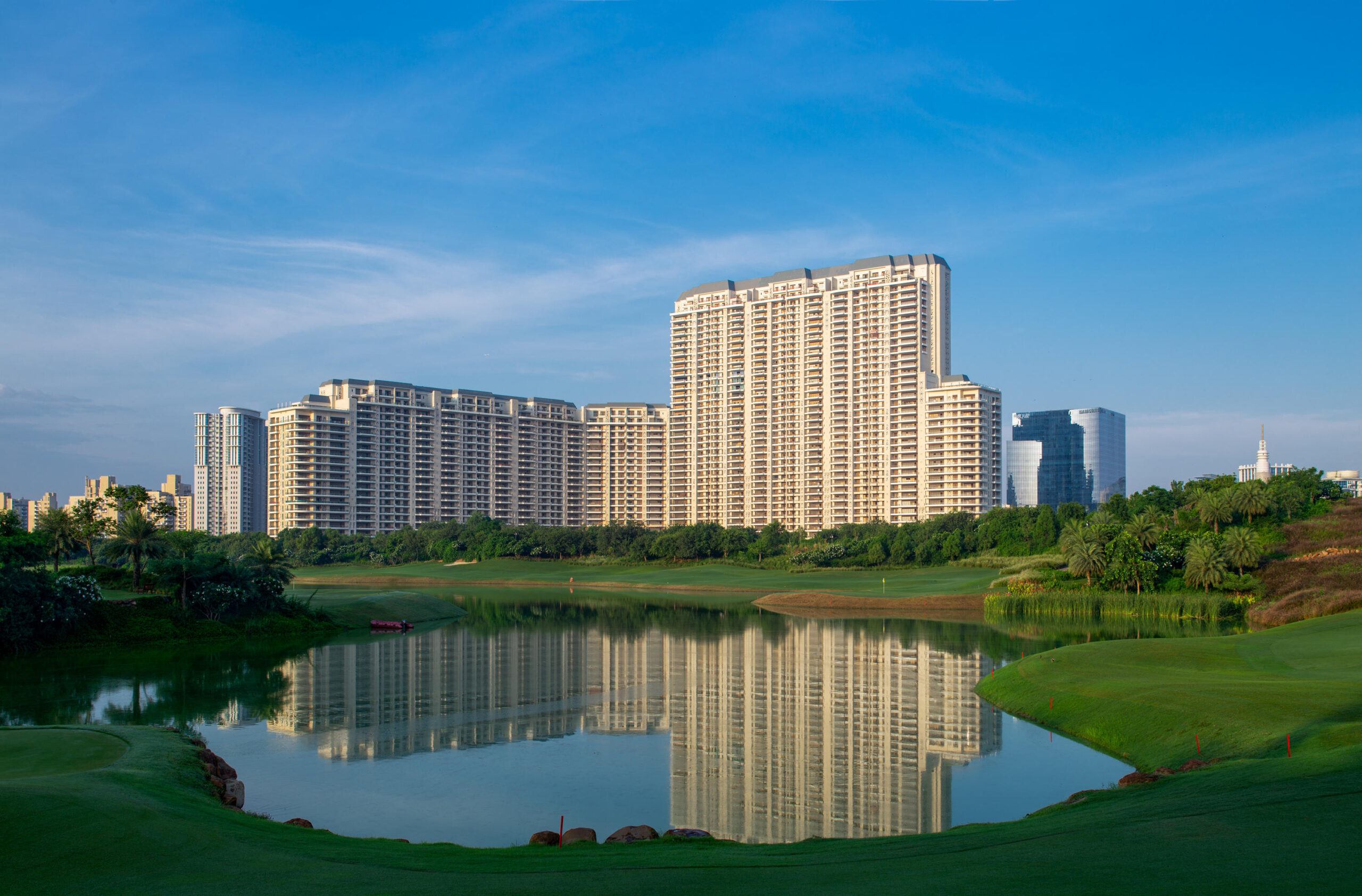 DLF Camellias: A Landmark in Luxury Living on Gurgaon’s Golf Course Road