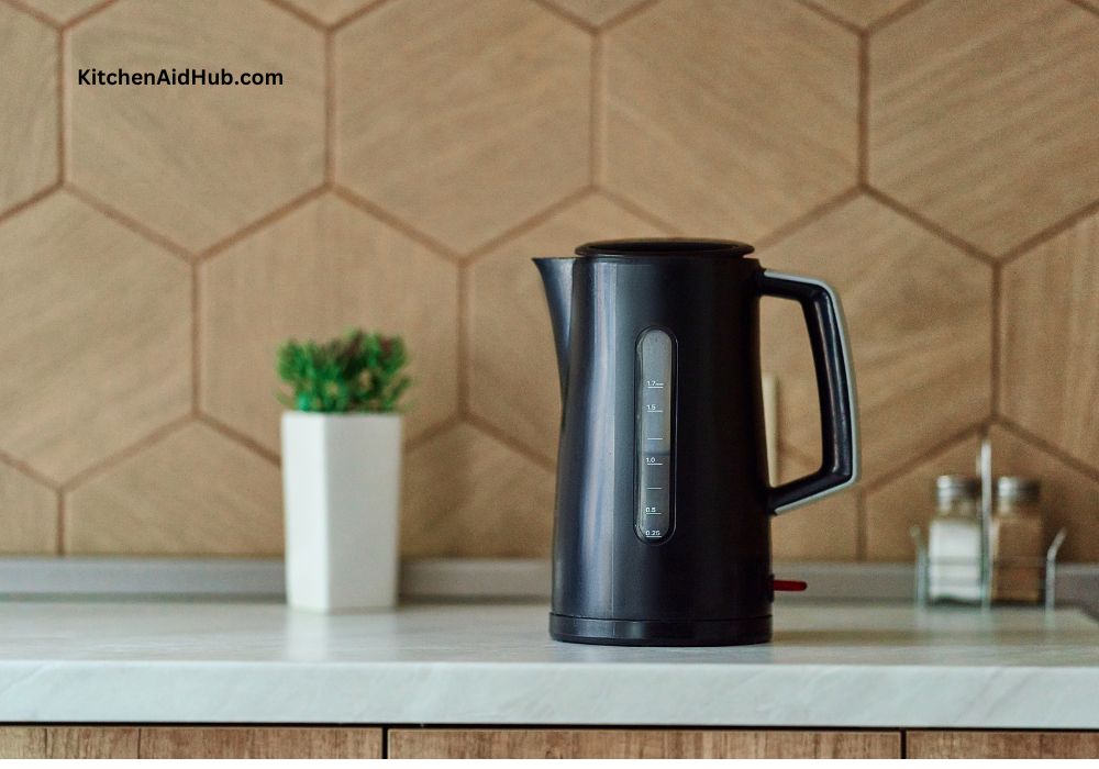 Pregnant, cooking in the kitchen: introduction of the Smart Electric Kettle for your kitchen!