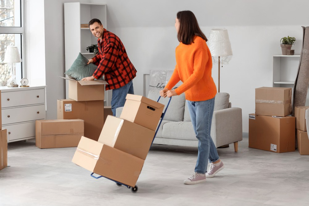 How to Pack Fragile Items Safely When Moving House