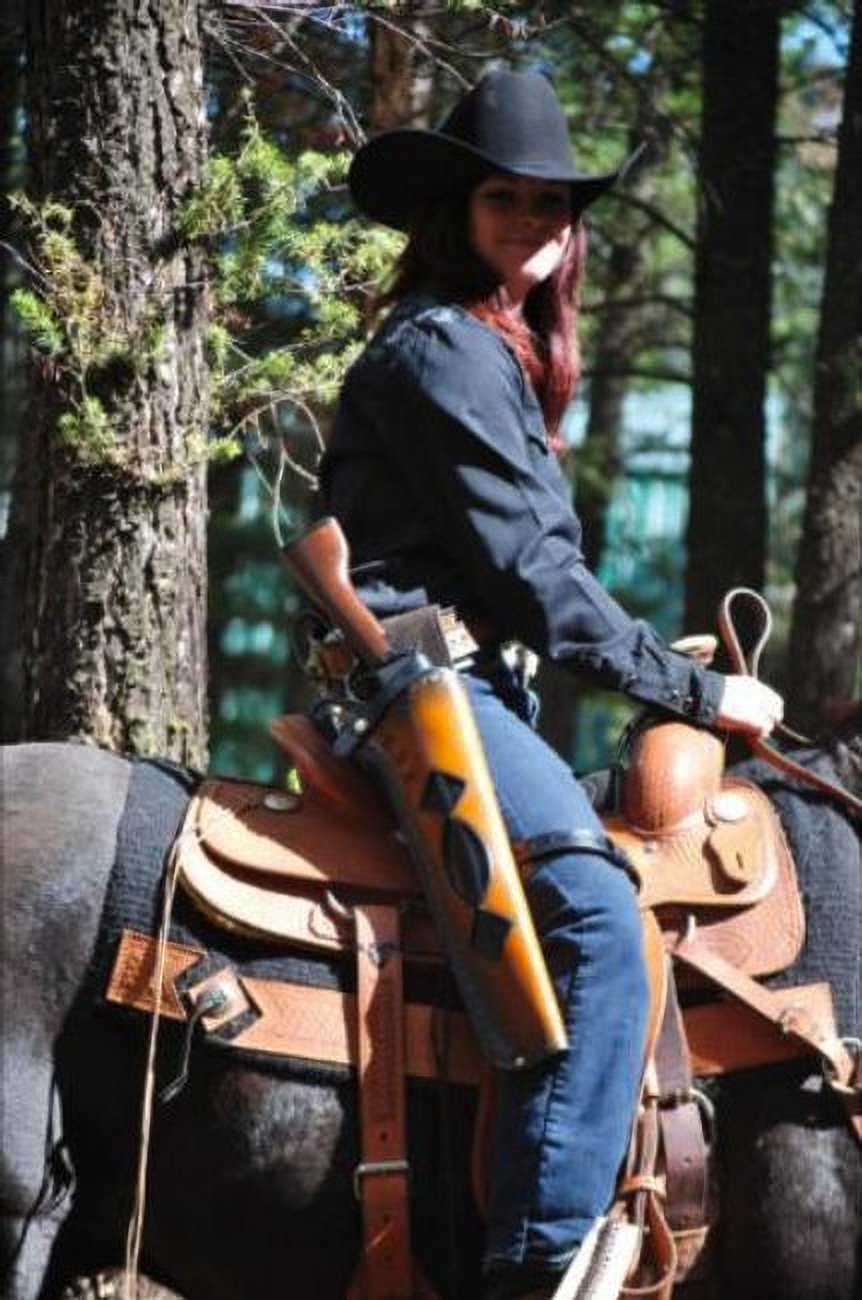 Fitting a leather holster in horse saddle