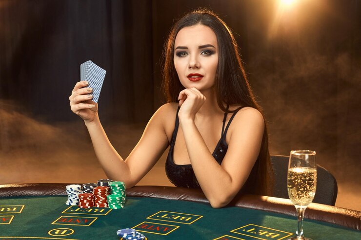 Play Real Money Poker Cash Game Online in India